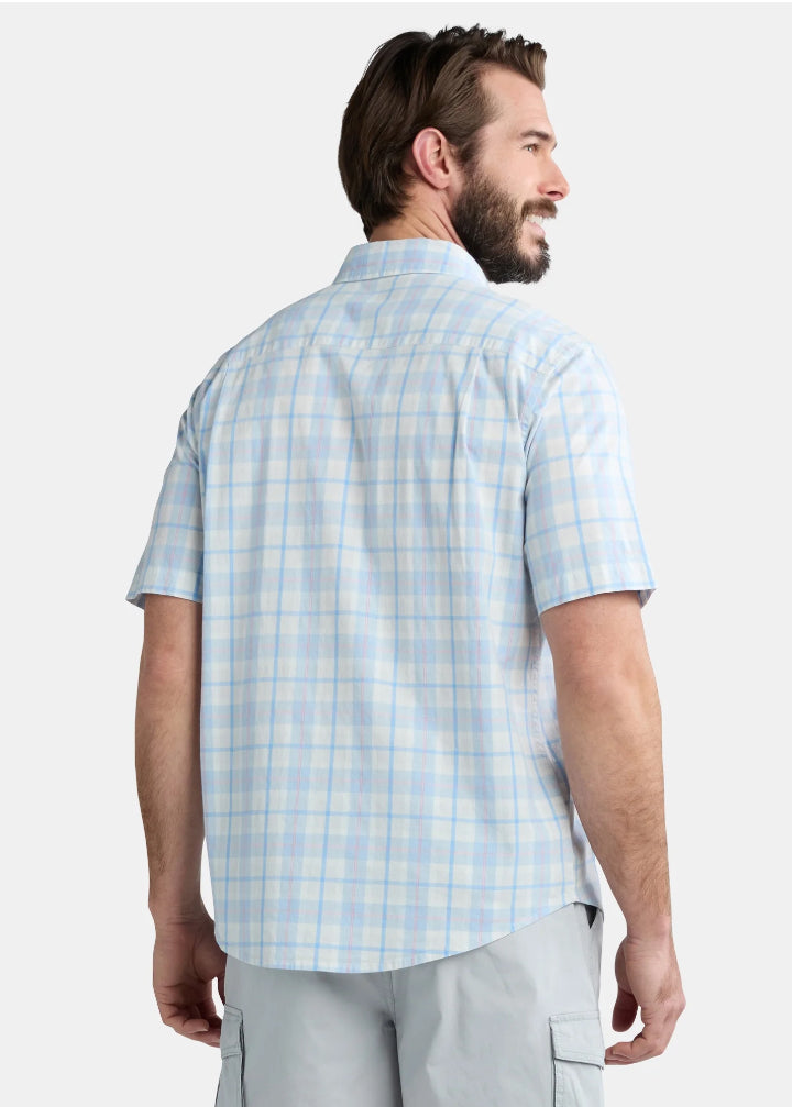George Men's & Big Men's Button-Up Poplin Shirt with Short Sleeves.