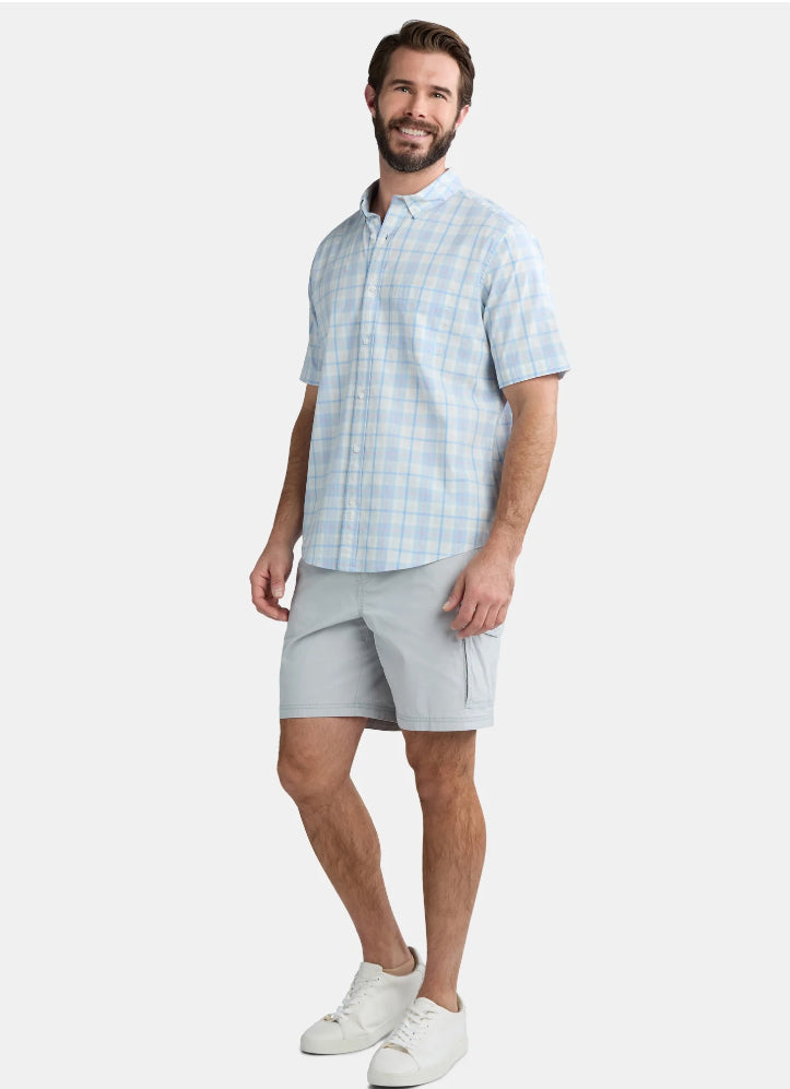 George Men's & Big Men's Button-Up Poplin Shirt with Short Sleeves.