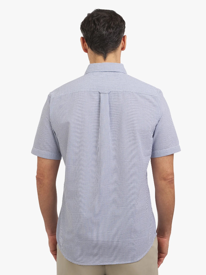Chaps Men's Short Sleeve Seersucker Woven Shirt.