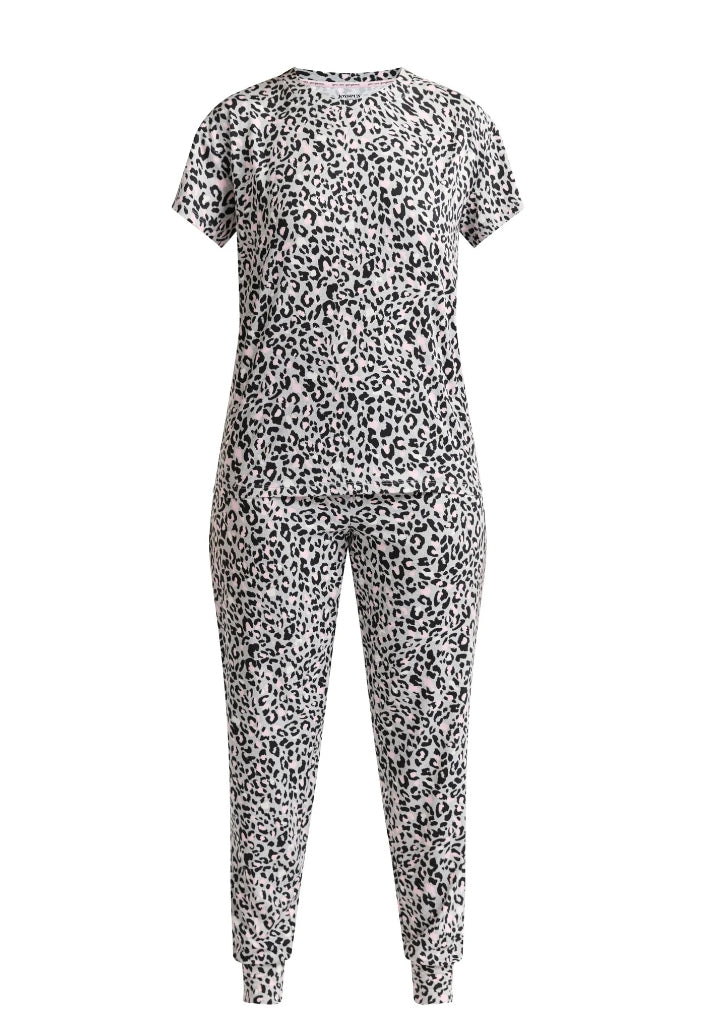 Joyspun Women's and Women’s Plus Sleep Tee and Joggers Pajama Set, 2-Piece.