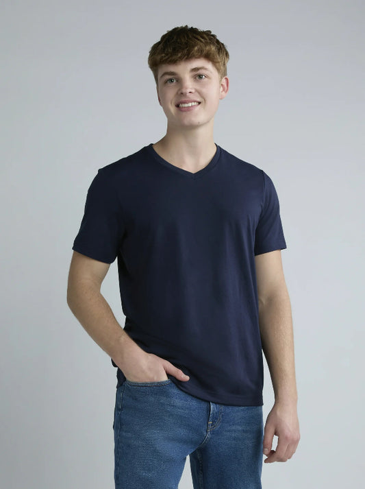 George Men’s & Big Men’s V-Neck Short Sleeve Tee.