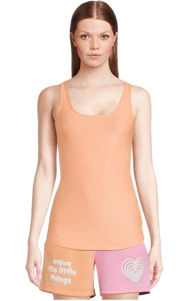 No Boundaries Juniors Scoop Neck Tank.