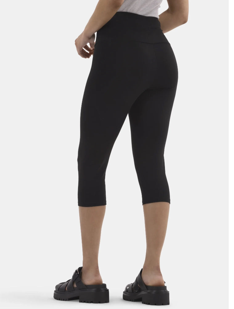 No Boundaries Capri Leggings, Women's